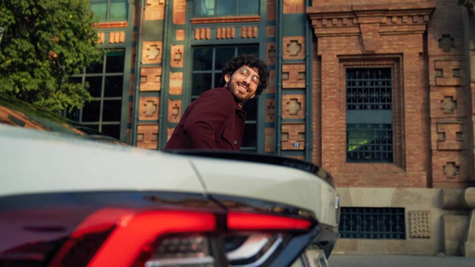 Corolla sedano hibridinė sistema