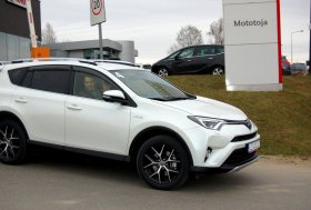 Foto reportažas: HYBRID- ADIENIO akimirkos
