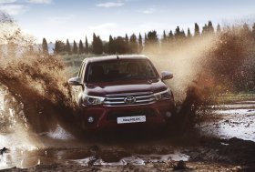 Toyota C-HR ir Hilux debiutas Ženevos automobilių parodoje 2016