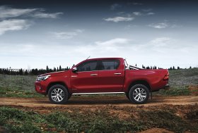 Toyota C-HR ir Hilux debiutas Ženevos automobilių parodoje 2016