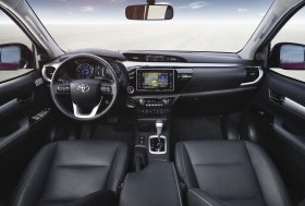 Toyota C-HR ir Hilux debiutas Ženevos automobilių parodoje 2016