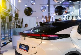Pristatytas naujasis „Toyota C-HR“ modelis