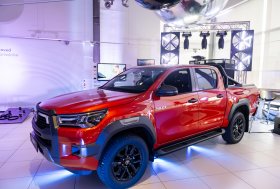 Pristatytas naujasis „Toyota C-HR“ modelis
