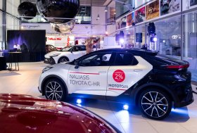 Pristatytas naujasis „Toyota C-HR“ modelis