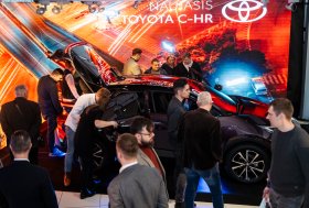 Pristatytas naujasis „Toyota C-HR“ modelis