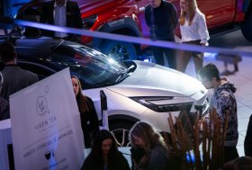 Pristatytas naujasis „Toyota C-HR“ modelis