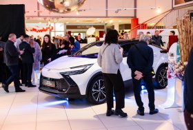Pristatytas naujasis „Toyota C-HR“ modelis