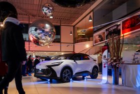 Pristatytas naujasis „Toyota C-HR“ modelis