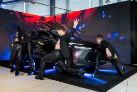 Pristatytas naujasis „Toyota C-HR“ modelis
