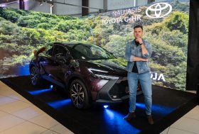 Pristatytas naujasis „Toyota C-HR“ modelis