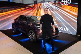 Pristatytas naujasis „Toyota C-HR“ modelis
