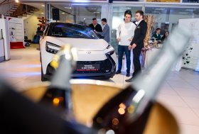 Pristatytas naujasis „Toyota C-HR“ modelis