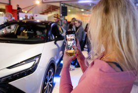 Pristatytas naujasis „Toyota C-HR“ modelis