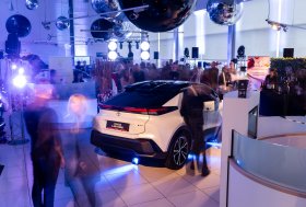 Pristatytas naujasis „Toyota C-HR“ modelis
