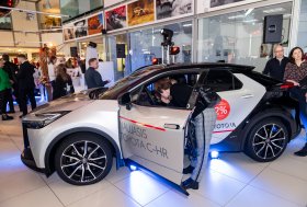 Pristatytas naujasis „Toyota C-HR“ modelis