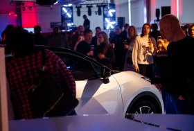Pristatytas naujasis „Toyota C-HR“ modelis