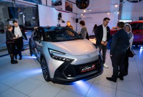 Pristatytas naujasis „Toyota C-HR“ modelis