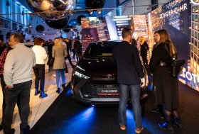 Pristatytas naujasis „Toyota C-HR“ modelis
