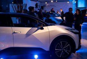 Pristatytas naujasis „Toyota C-HR“ modelis