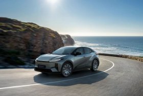 Naujasis elektromobilis Toyota C‑HR+ jau Lietuvoje