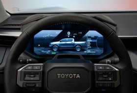 „Toyota“ pristato visiškai naują „Hilux“: bus ir pirmoji elektrinė versija