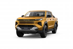 „Toyota“ pristato visiškai naują „Hilux“: bus ir pirmoji elektrinė versija