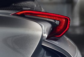 Koncepcinis TOYOTA C-HR automobilis: stulbinanti išvaizda, malonus vairavimas
