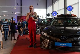 CAMRY pristatymas MOTOTOJA salone (FOTO galerija)