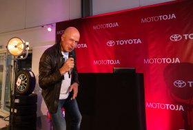 CAMRY pristatymas MOTOTOJA salone (FOTO galerija)