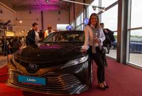CAMRY pristatymas MOTOTOJA salone (FOTO galerija)