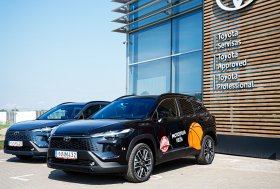 „Juventus“ komandos nariai vairuos „Toyota“ automobilius