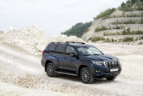 Frankfurto automobilių parodoje pristatytas naujasis TOYOTA LAND CRUISER