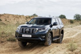 Frankfurto automobilių parodoje pristatytas naujasis TOYOTA LAND CRUISER