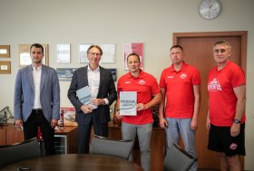 „Juventus“ komandos nariai vairuos „Toyota“ automobilius