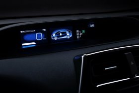 Las Vegase (JAV) „Toyota“ gamintojas pristatė naujos, jau ketvirtosios kartos hibridinį automobilį „Toyota Prius“