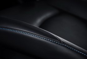 Las Vegase (JAV) „Toyota“ gamintojas pristatė naujos, jau ketvirtosios kartos hibridinį automobilį „Toyota Prius“