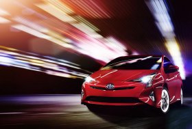 Las Vegase (JAV) „Toyota“ gamintojas pristatė naujos, jau ketvirtosios kartos hibridinį automobilį „Toyota Prius“