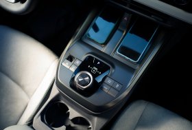 Naujasis elektromobilis Toyota C‑HR+ jau Lietuvoje