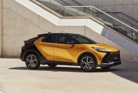 Skelbiama ribota galimybė iš anksto rezervuoti naująjį „Toyota C-HR“