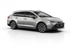2022-ųjų „Toyota Corolla“: naujos technologijos ir išvaizdos pokyčiai