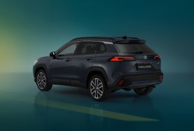 Atnaujintas „Corolla Cross“ – dar praktiškesnis automobilis šeimai