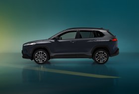 Atnaujintas „Corolla Cross“ – dar praktiškesnis automobilis šeimai