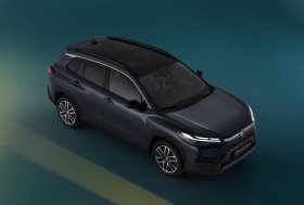 Atnaujintas „Corolla Cross“ – dar praktiškesnis automobilis šeimai