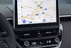 Atnaujintas „Corolla Cross“ – dar praktiškesnis automobilis šeimai
