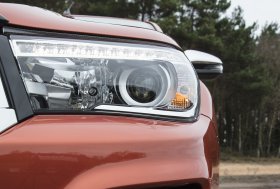 Nauja TOYOTA HILUX ANNIVERSARY EDITION versija