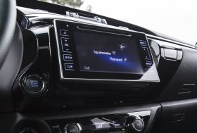 Nauja TOYOTA HILUX ANNIVERSARY EDITION versija