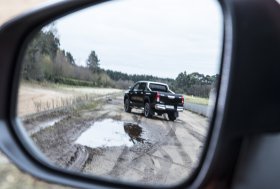 Nauja TOYOTA HILUX ANNIVERSARY EDITION versija