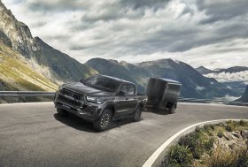 „Toyota“ pristatė naują „Hilux GR Sport“ – modelį, įkvėptą Dakaro ralio
