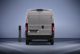 Naujasis „Proace Max“