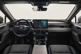 Prasidėjo naujos kartos „Toyota RAV4“ išankstiniai užsakymai